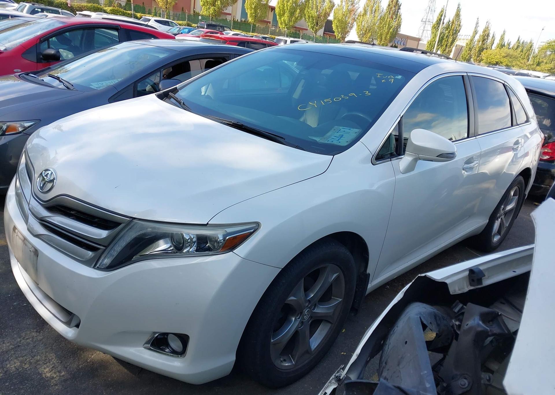 2013 TOYOTA VENZA LE