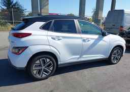 2023 HYUNDAI KONA SE