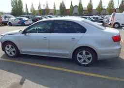 2013 VOLKSWAGEN JETTA TDI