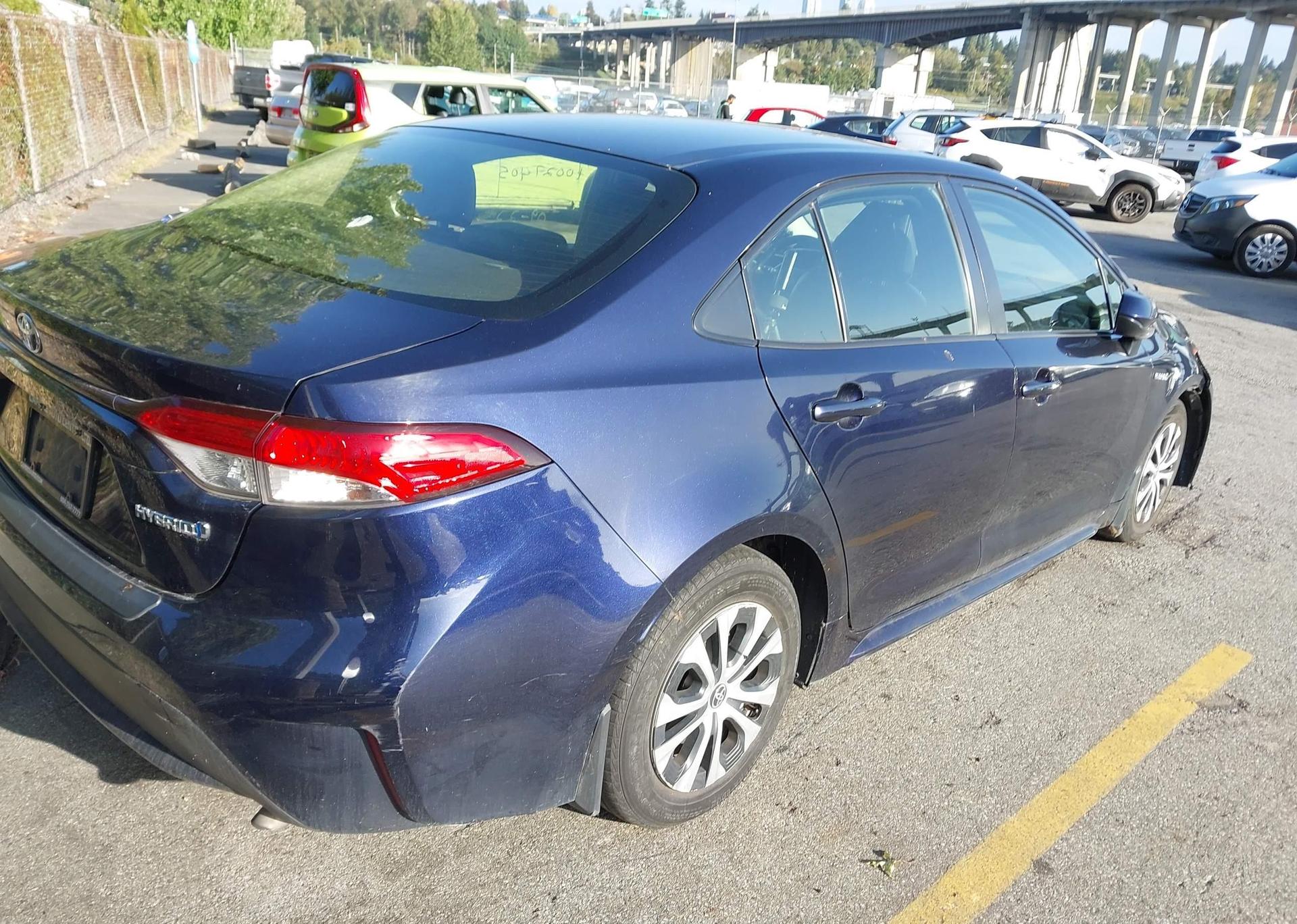 2021 TOYOTA COROLLA