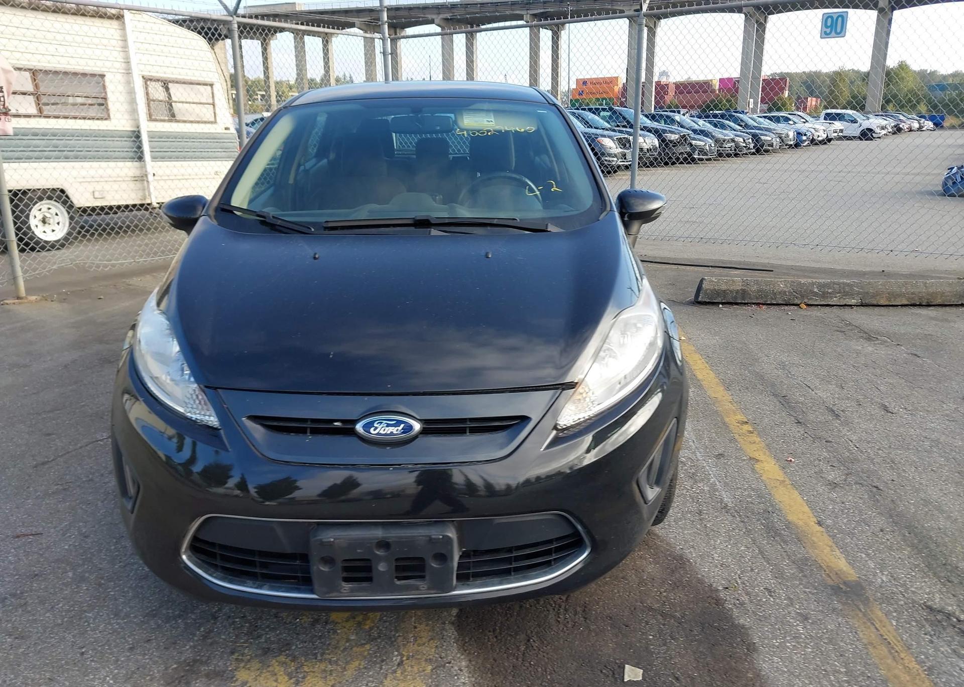 2011 FORD FIESTA SES