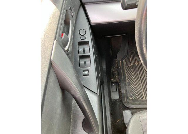 2010 MAZDA 3 S