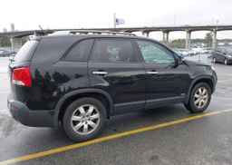 2012 KIA SORENTO LX