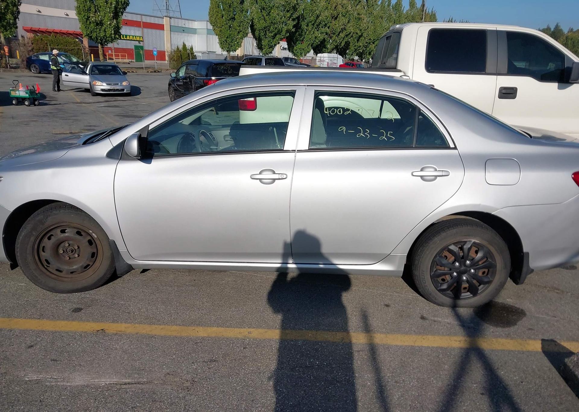2010 TOYOTA COROLLA S