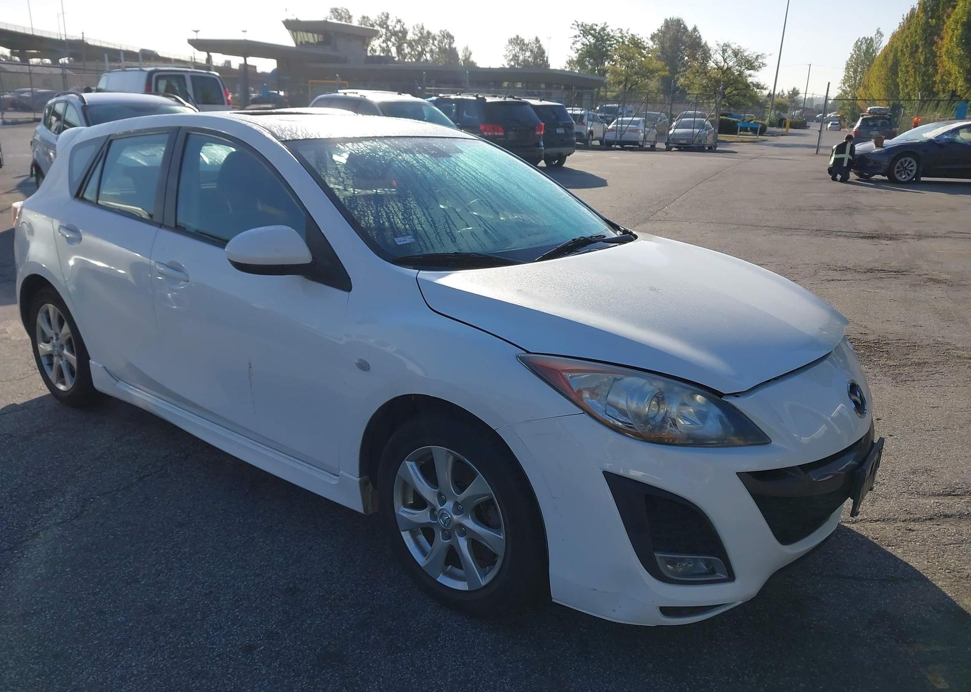 2010 MAZDA 3 S