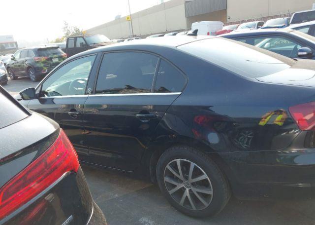 2017 VOLKSWAGEN JETTA SE
