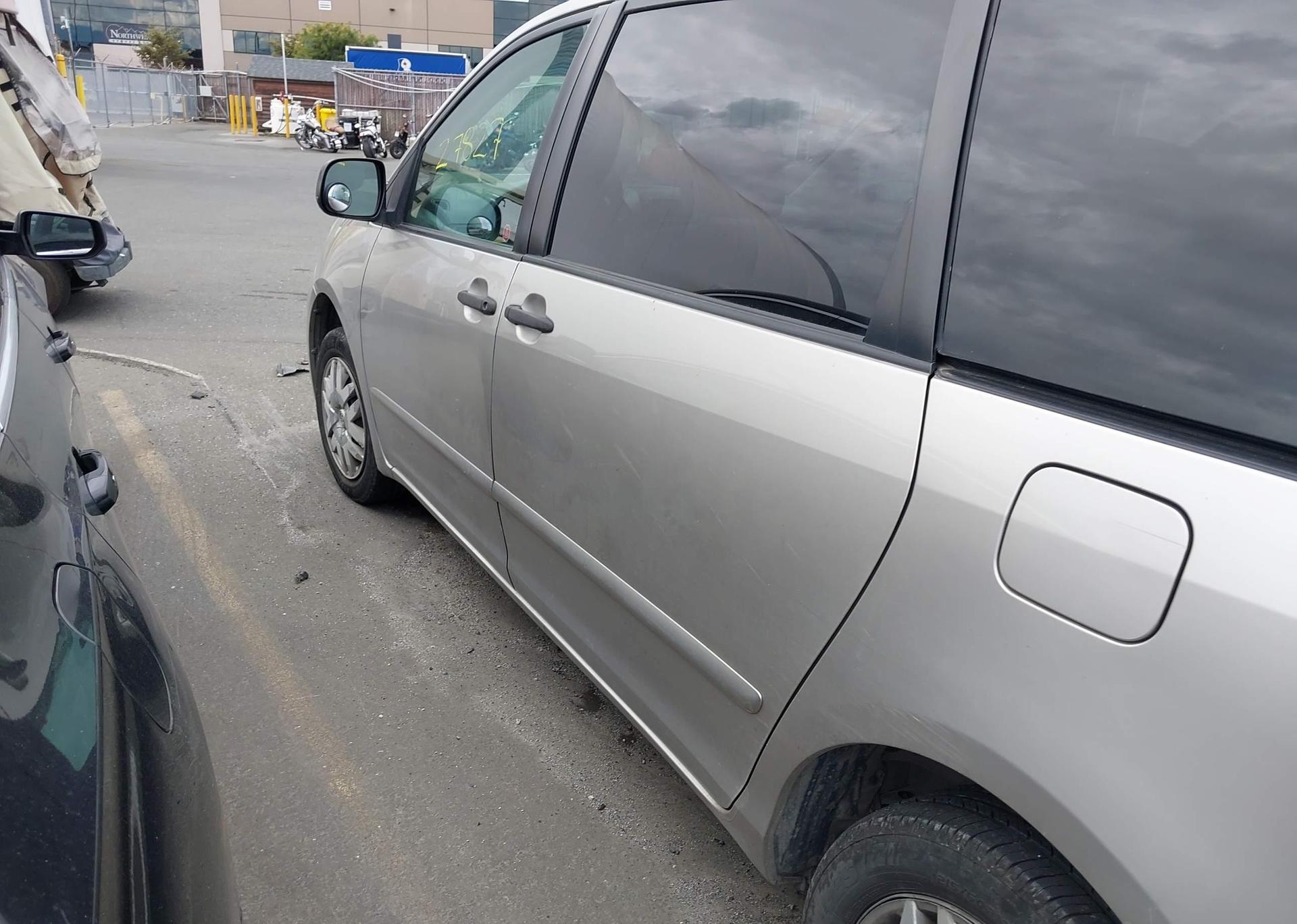 2008 TOYOTA SIENNA CE