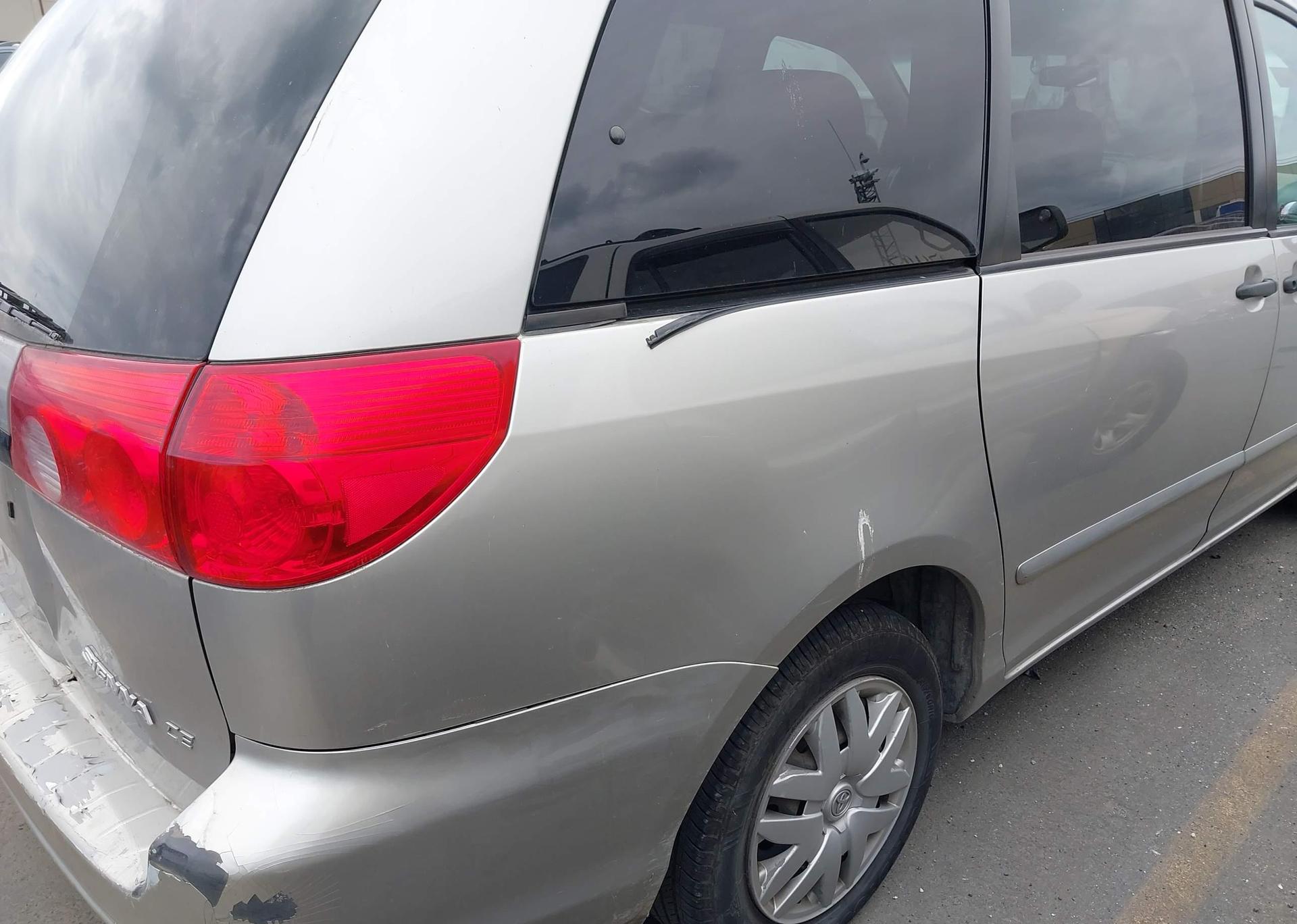 2008 TOYOTA SIENNA CE