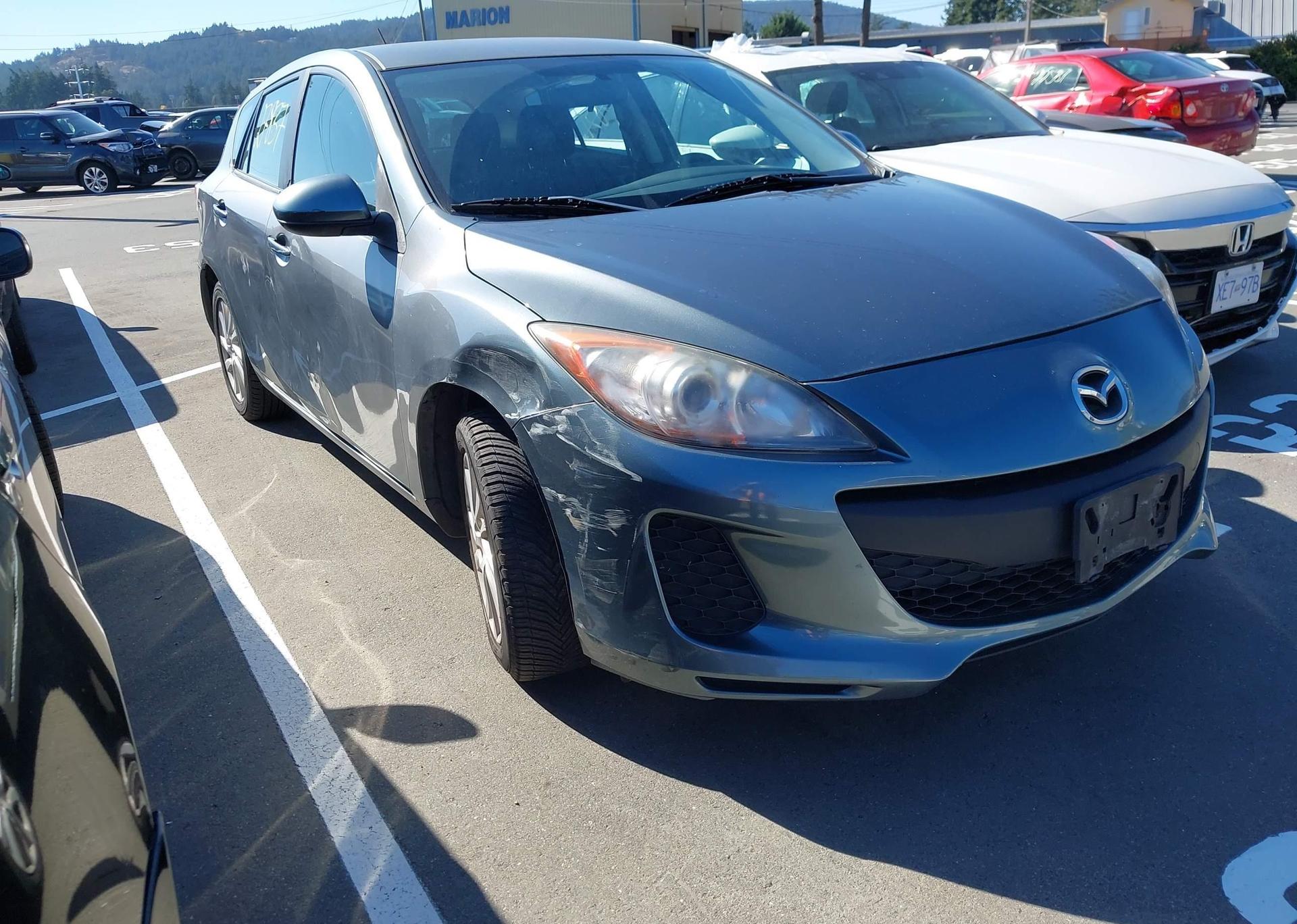 2012 MAZDA 3 I