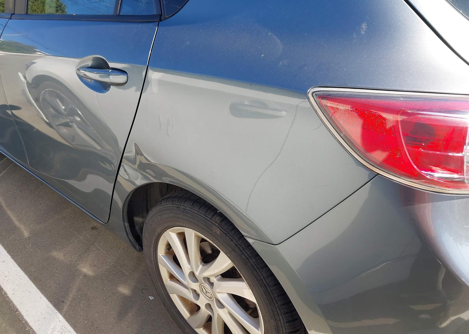 2012 MAZDA 3 I