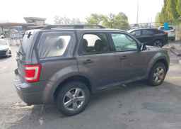 2011 FORD ESCAPE XLT