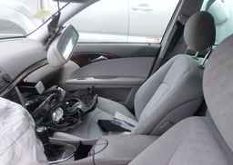 2003 MERCEDES-BENZ E 220