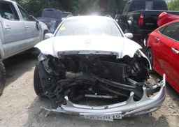 2003 MERCEDES-BENZ E 220