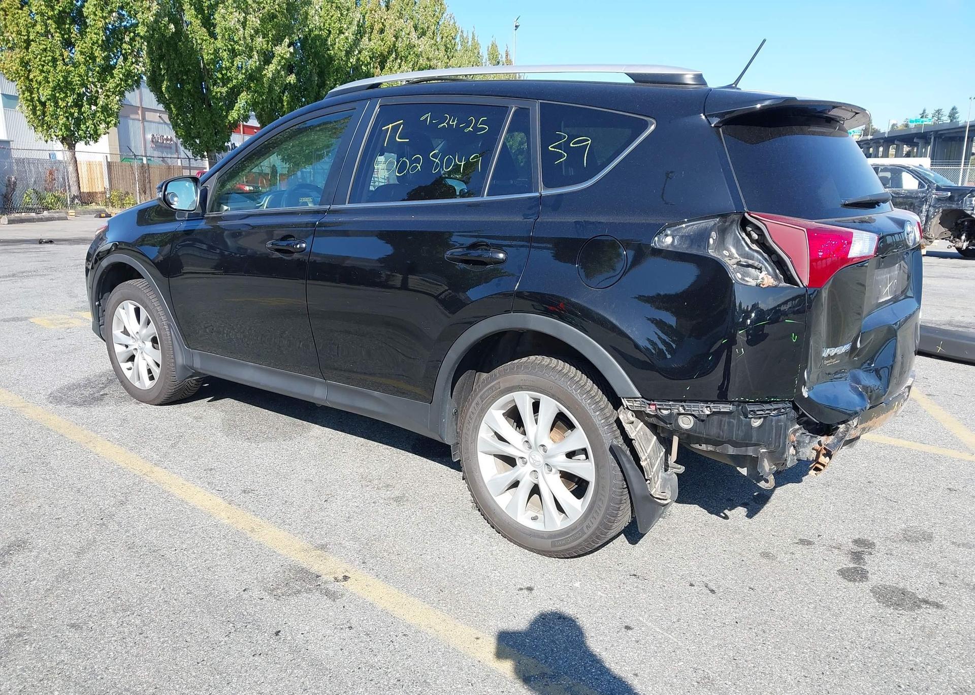 2015 TOYOTA RAV4