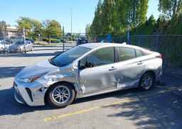 2022 TOYOTA PRIUS