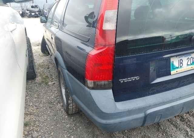 2004 VOLVO V70 XC