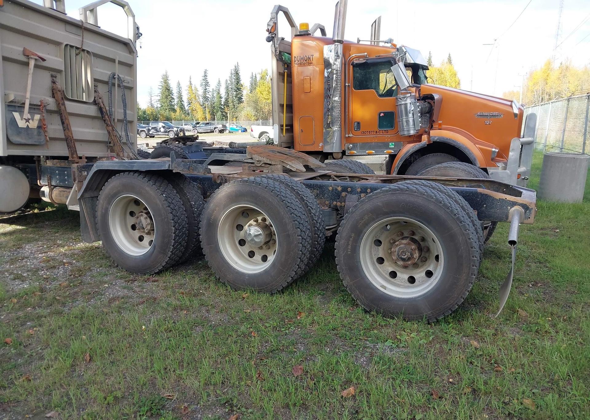 2012 WESTERN STAR/AUTO CAR CONVENTIONAL 4900SA