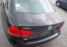2015 VOLKSWAGEN PASSAT SE