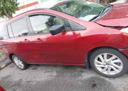 2013 MAZDA 5
