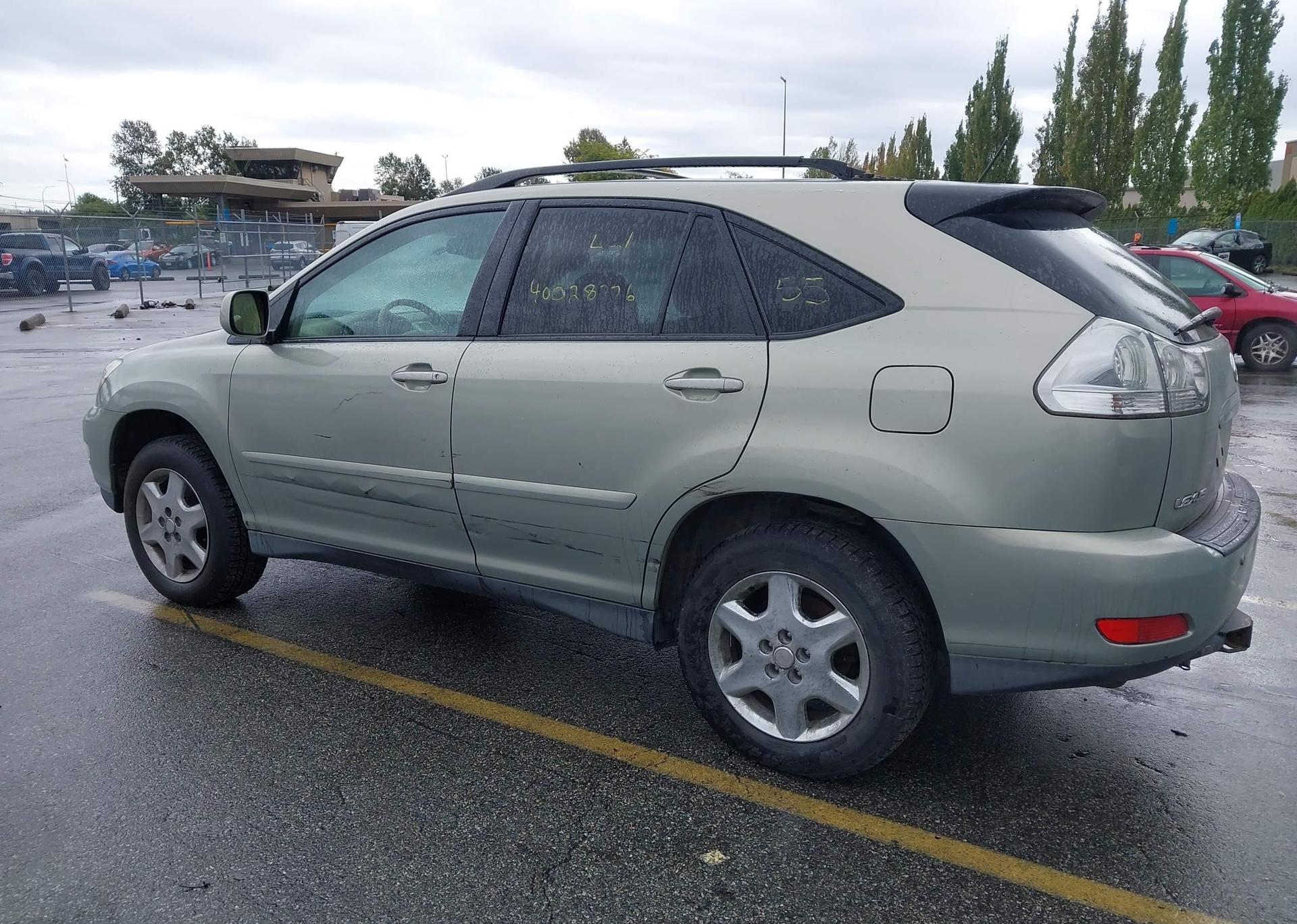 2004 LEXUS RX 330