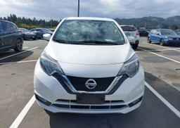 2017 NISSAN VERSA