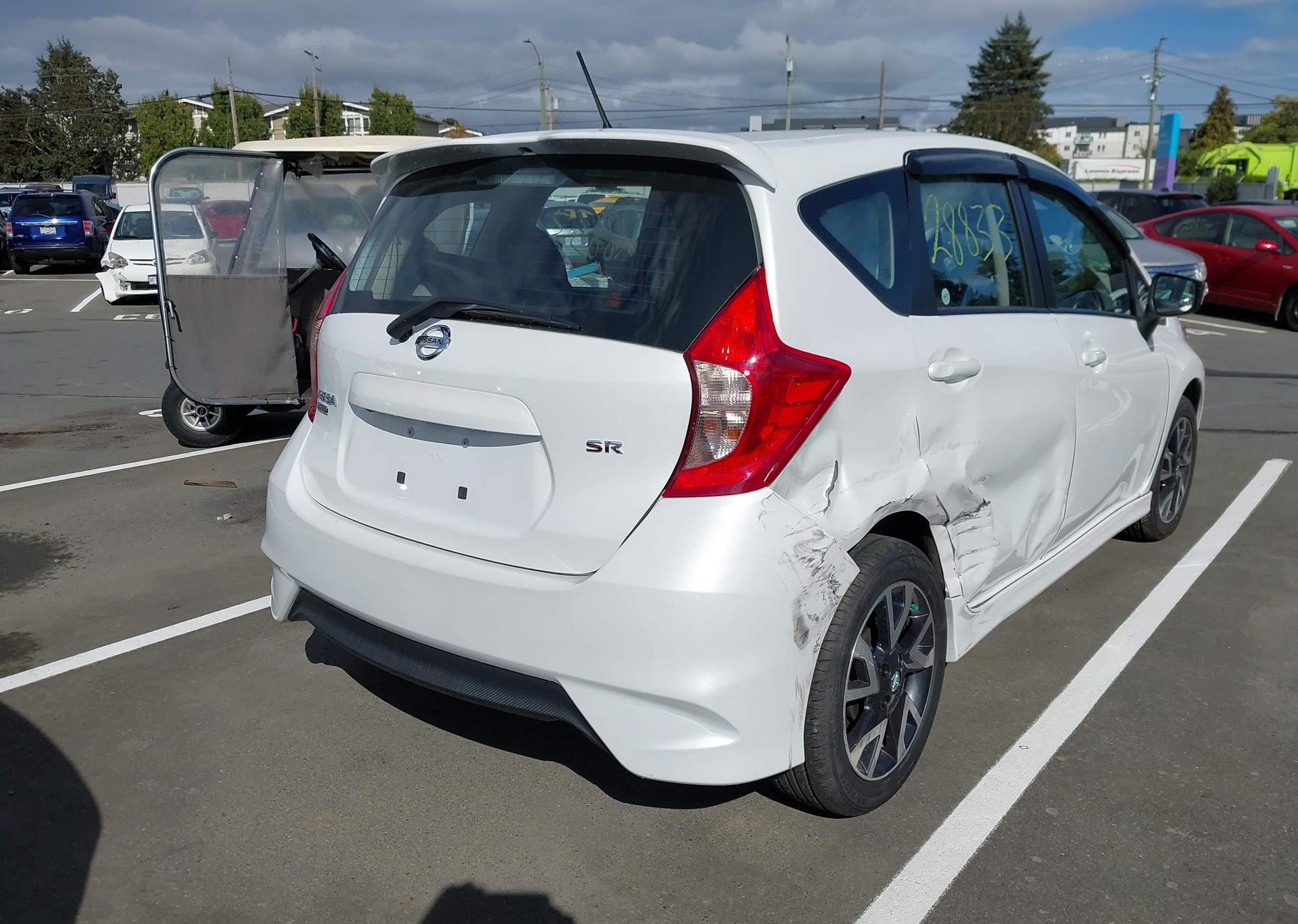 2017 NISSAN VERSA