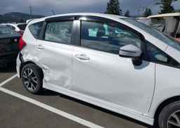 2017 NISSAN VERSA