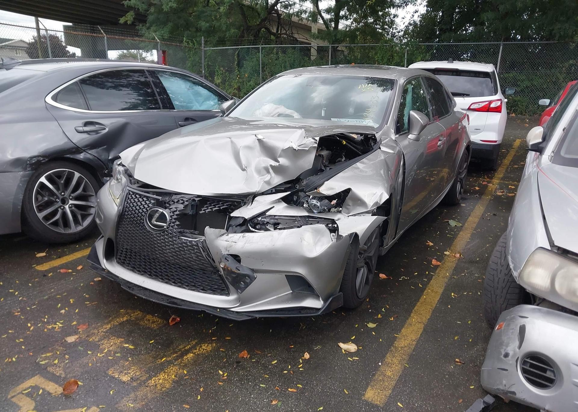 2016 LEXUS IS 300