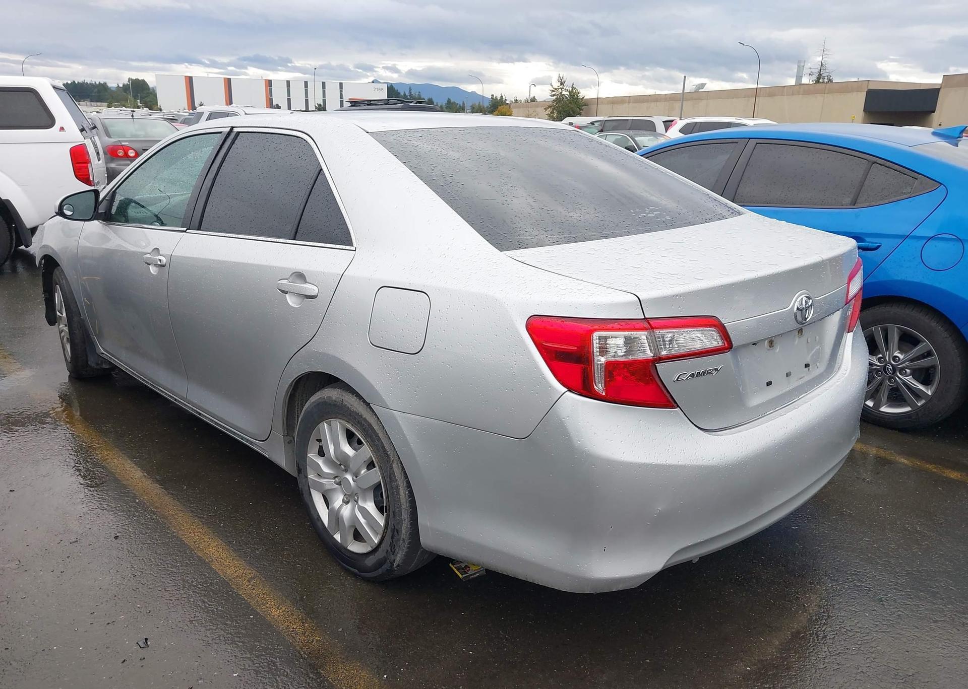 2013 TOYOTA CAMRY