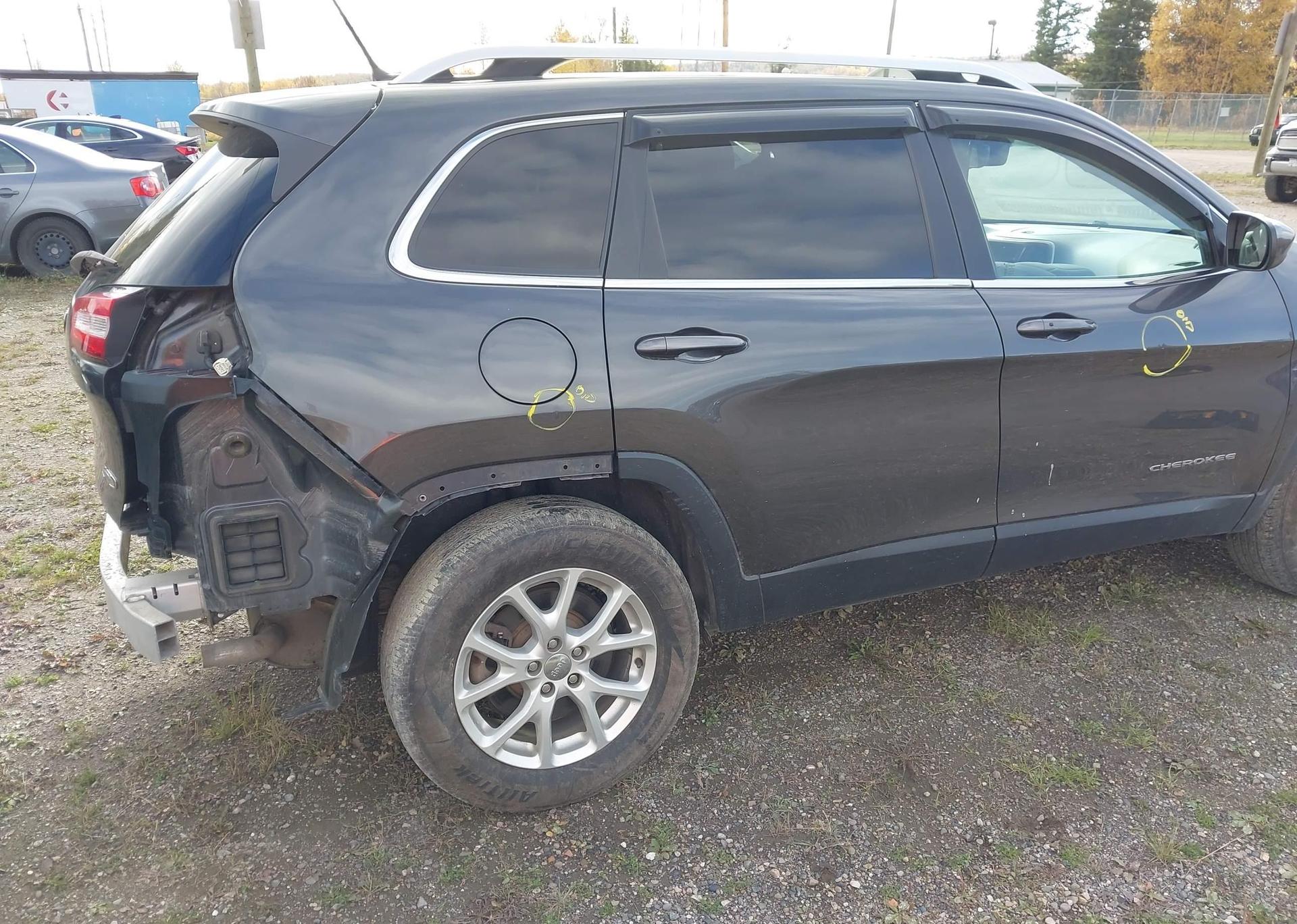 2015 JEEP CHEROKEE LATITUDE