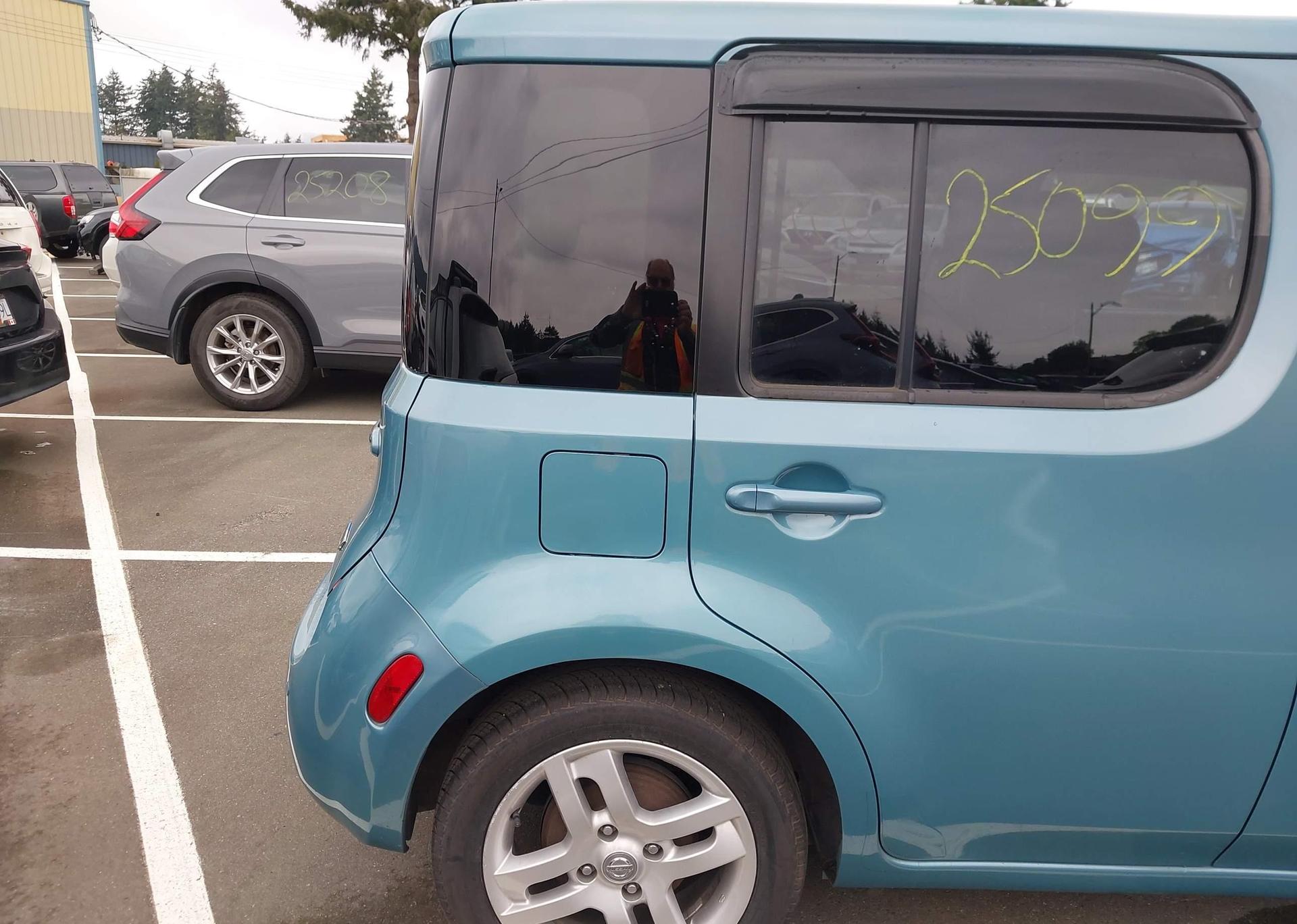 2009 NISSAN CUBE S