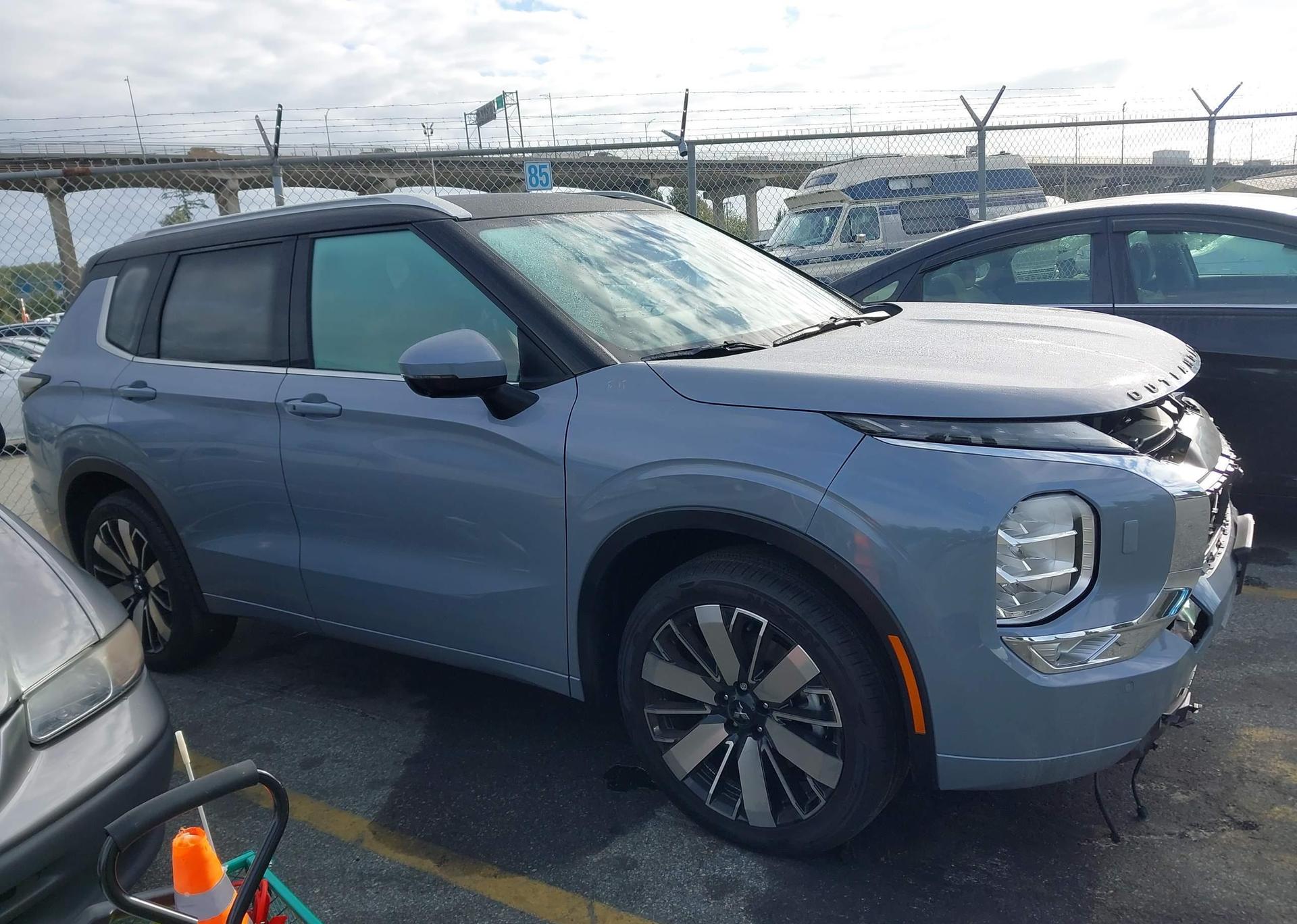 2025 MITSUBISHI OUTLANDER SEL