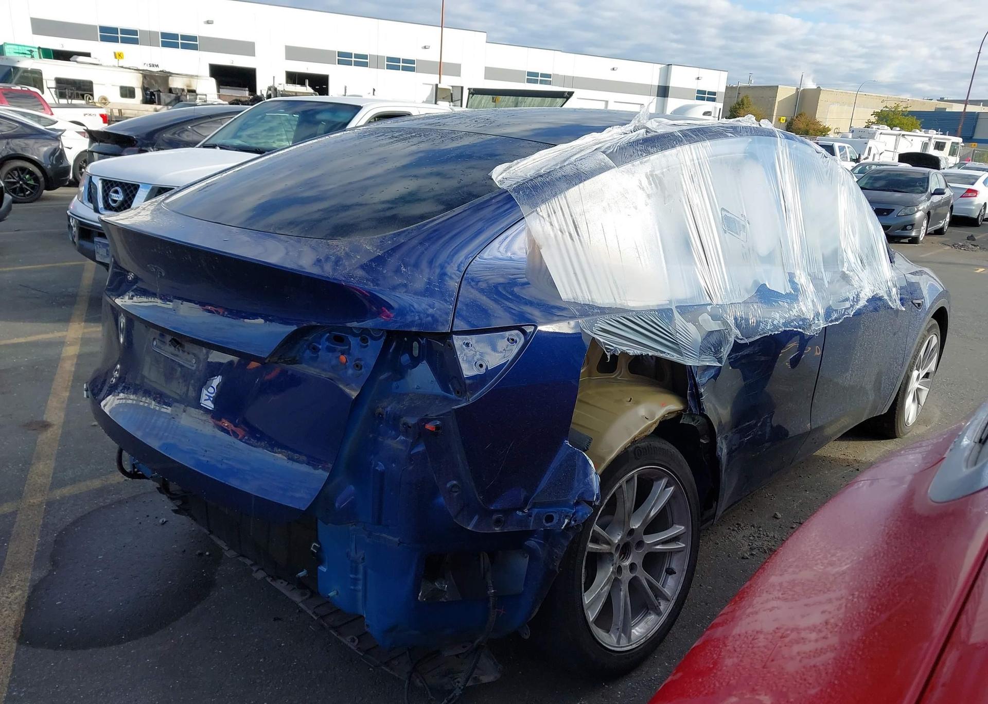 2023 TESLA MODEL Y