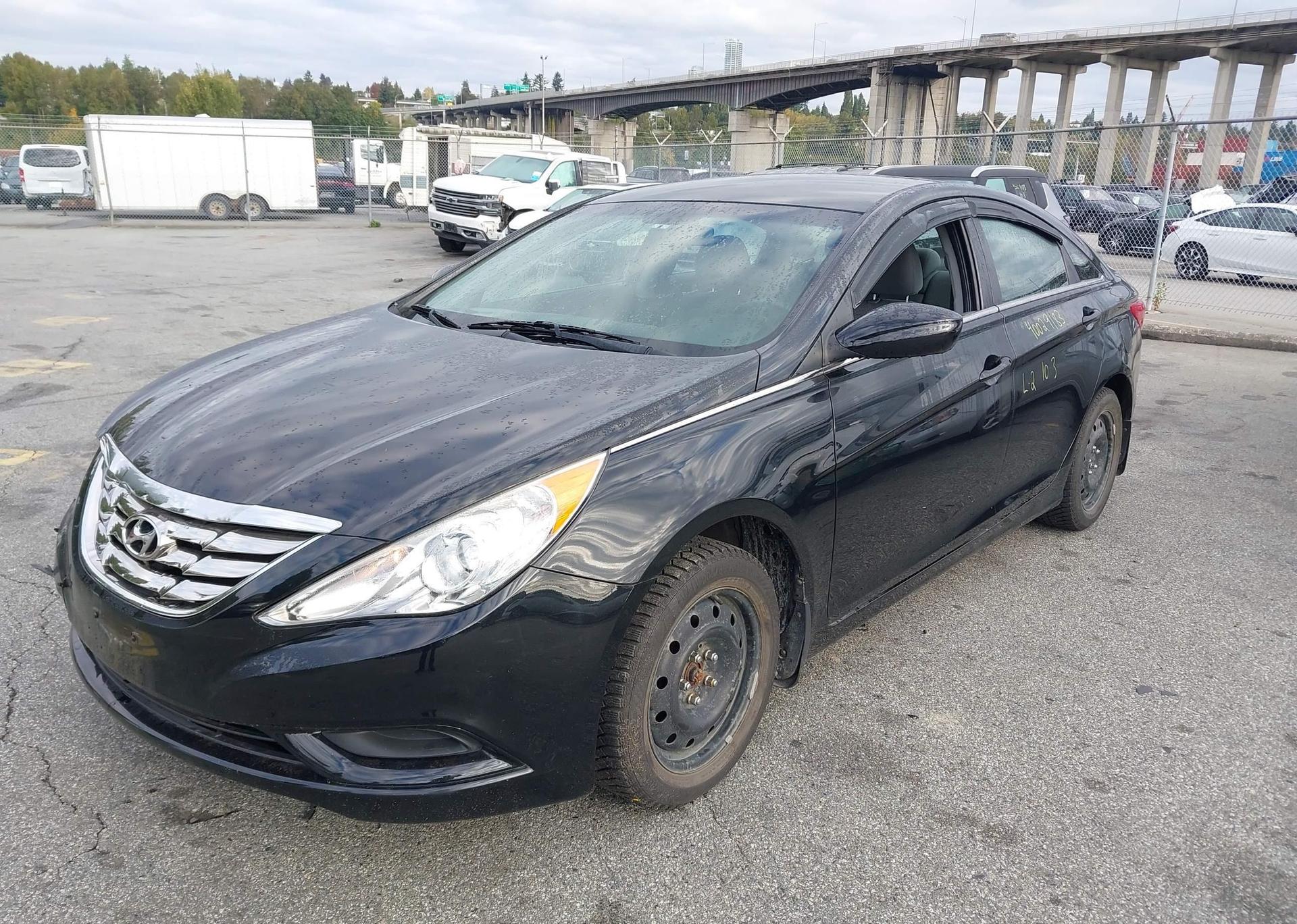 2012 HYUNDAI SONATA GLS