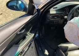 2006 BMW 330I