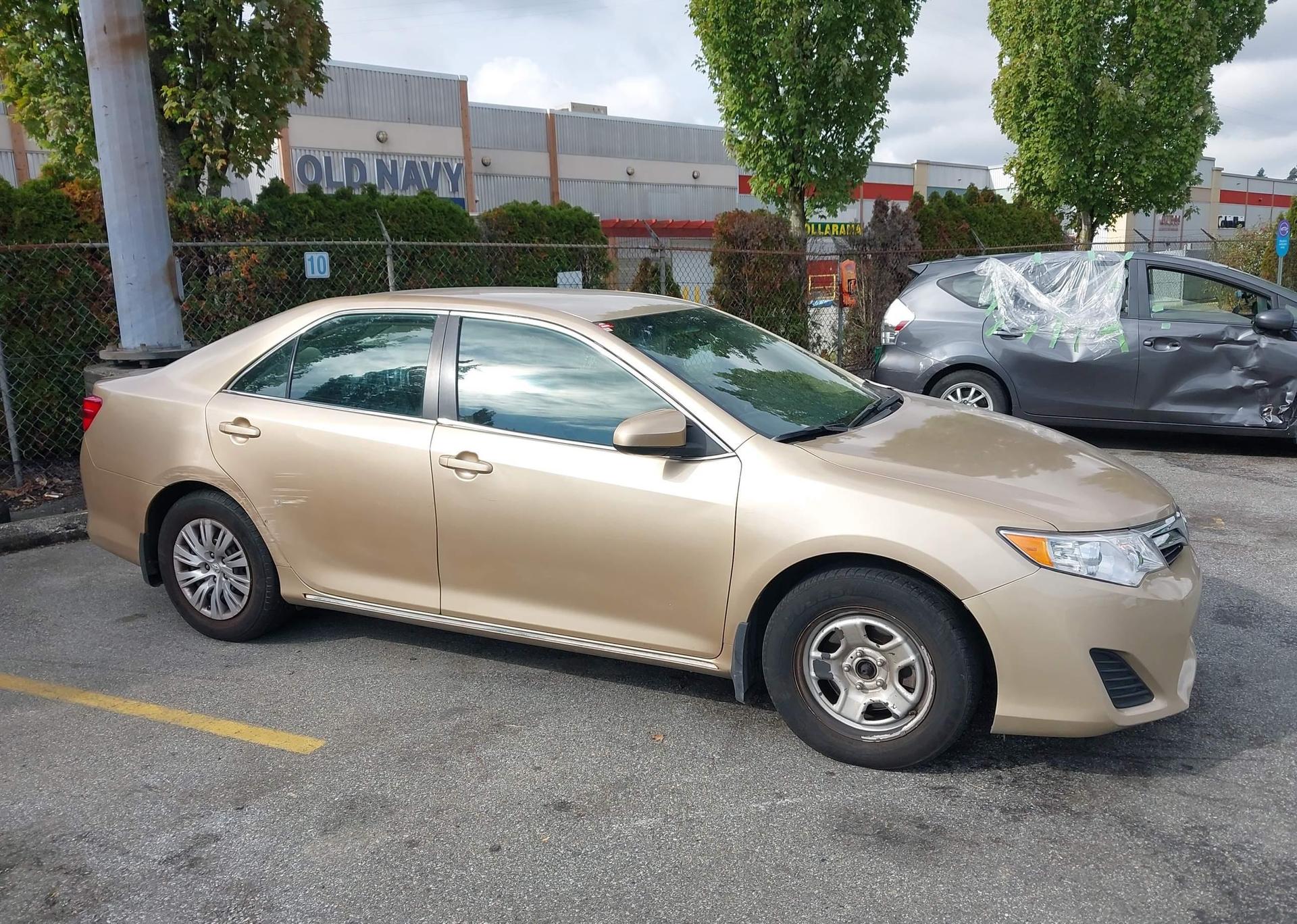 2012 TOYOTA CAMRY