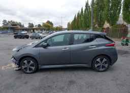 2022 NISSAN LEAF