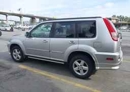 2006 NISSAN X-TRAIL XE