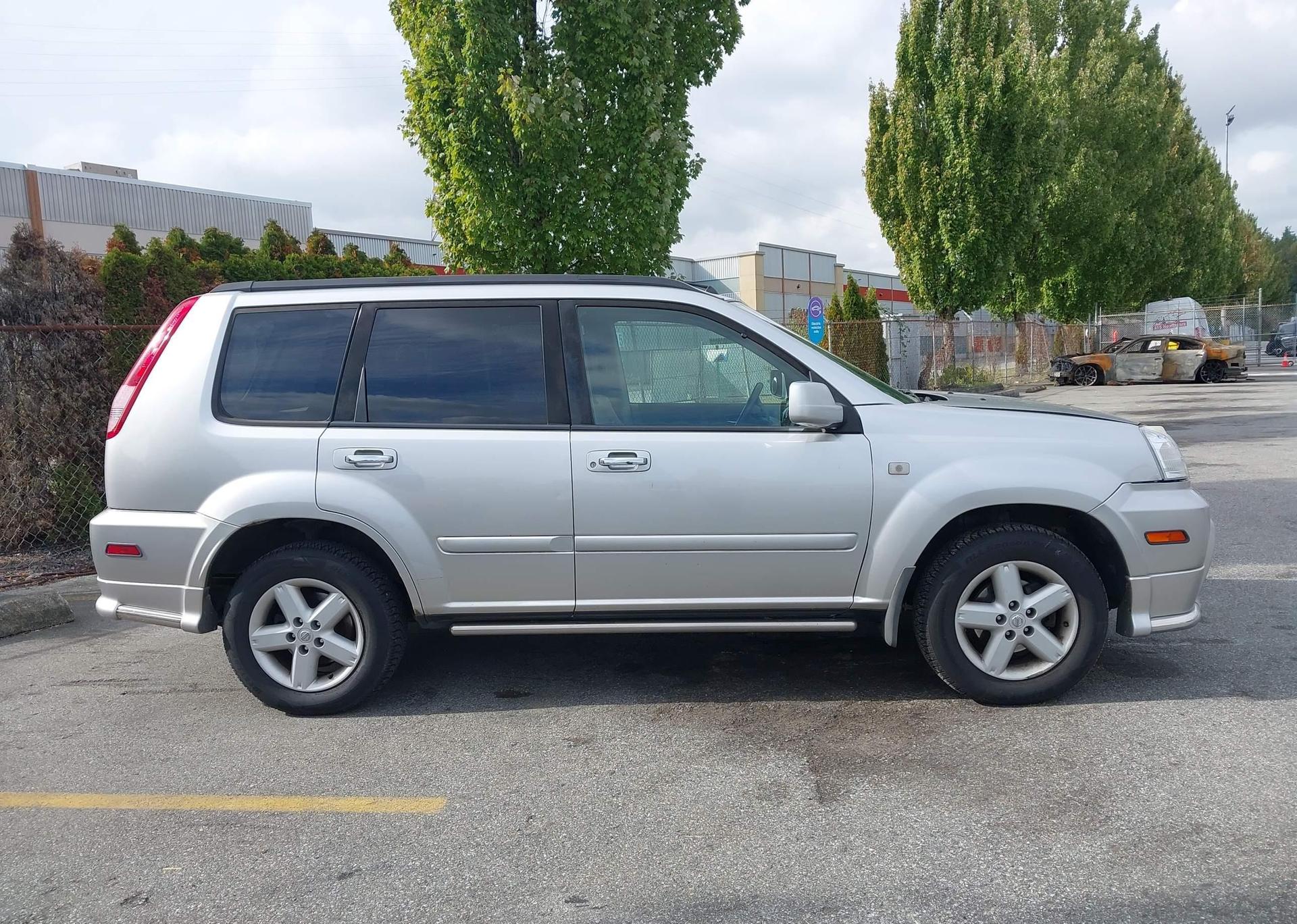 2006 NISSAN X-TRAIL XE
