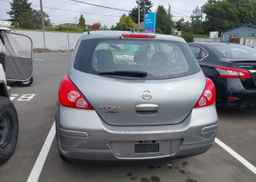 2011 NISSAN VERSA S