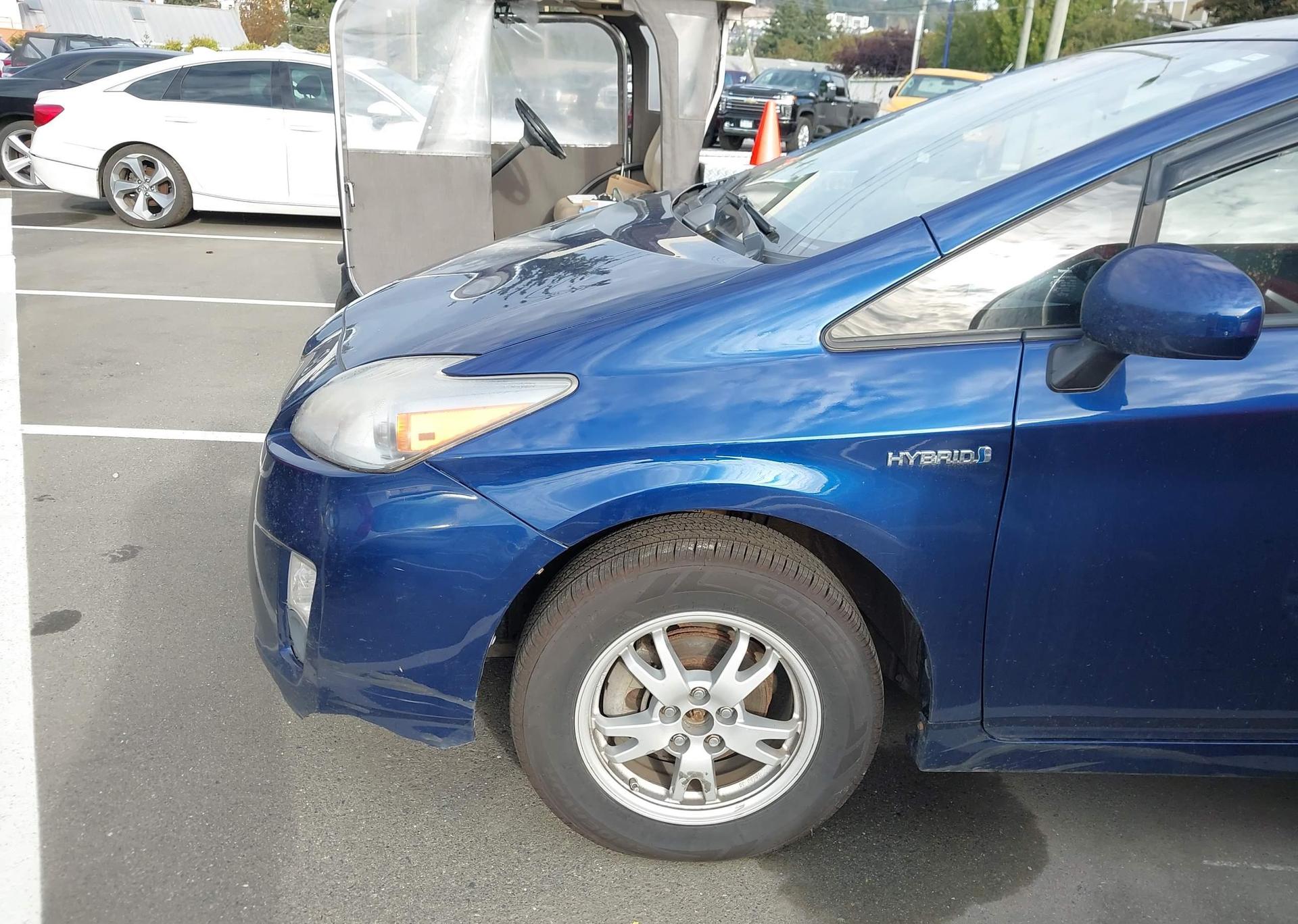 2011 TOYOTA PRIUS