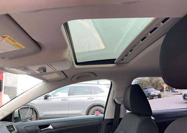 2012 VOLKSWAGEN JETTA