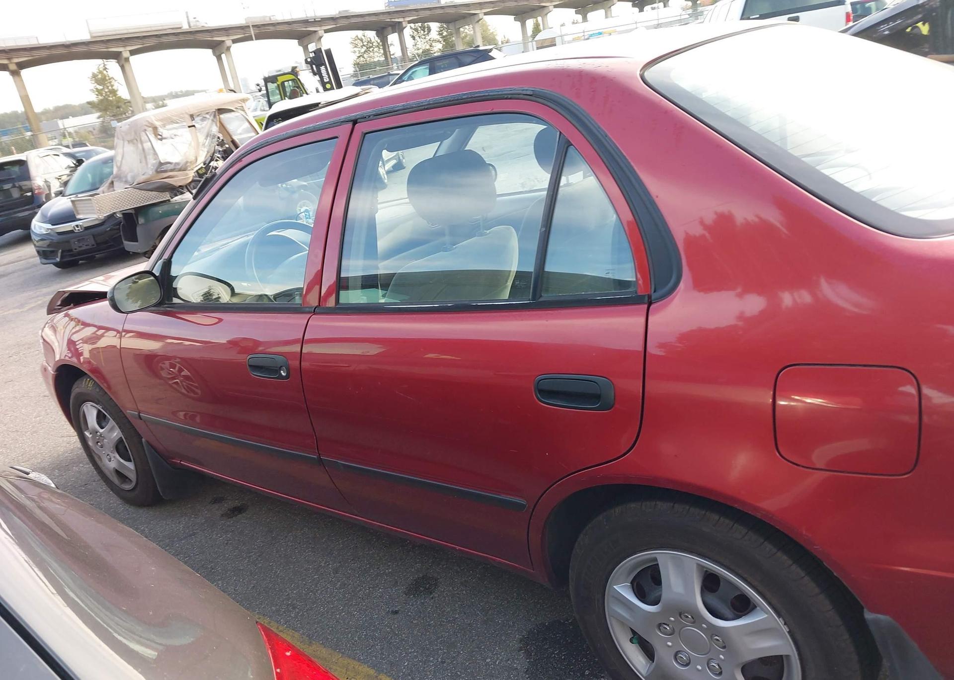 2001 TOYOTA COROLLA CE