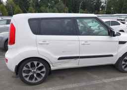 2012 KIA SOUL +