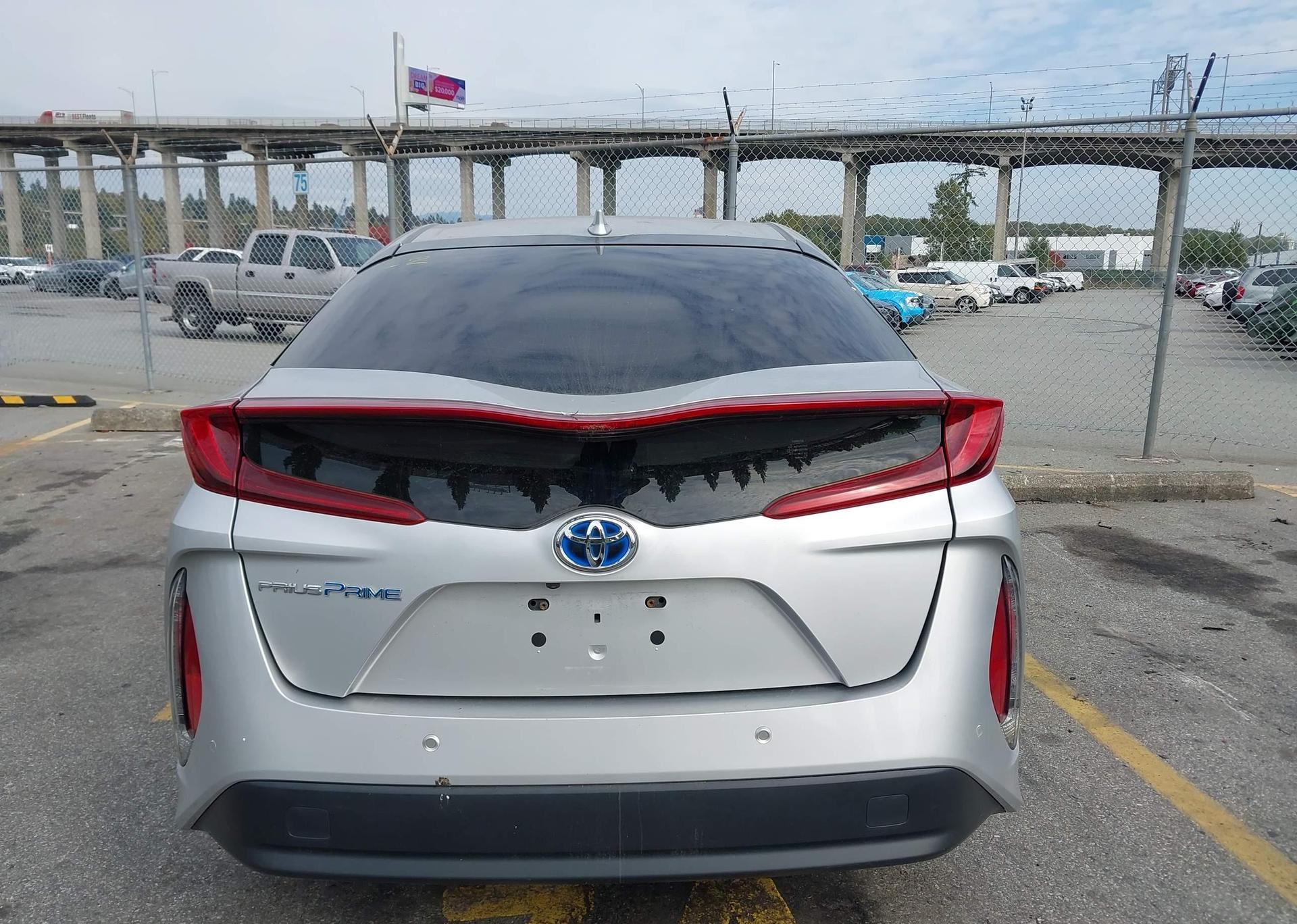 2020 TOYOTA PRIUS
