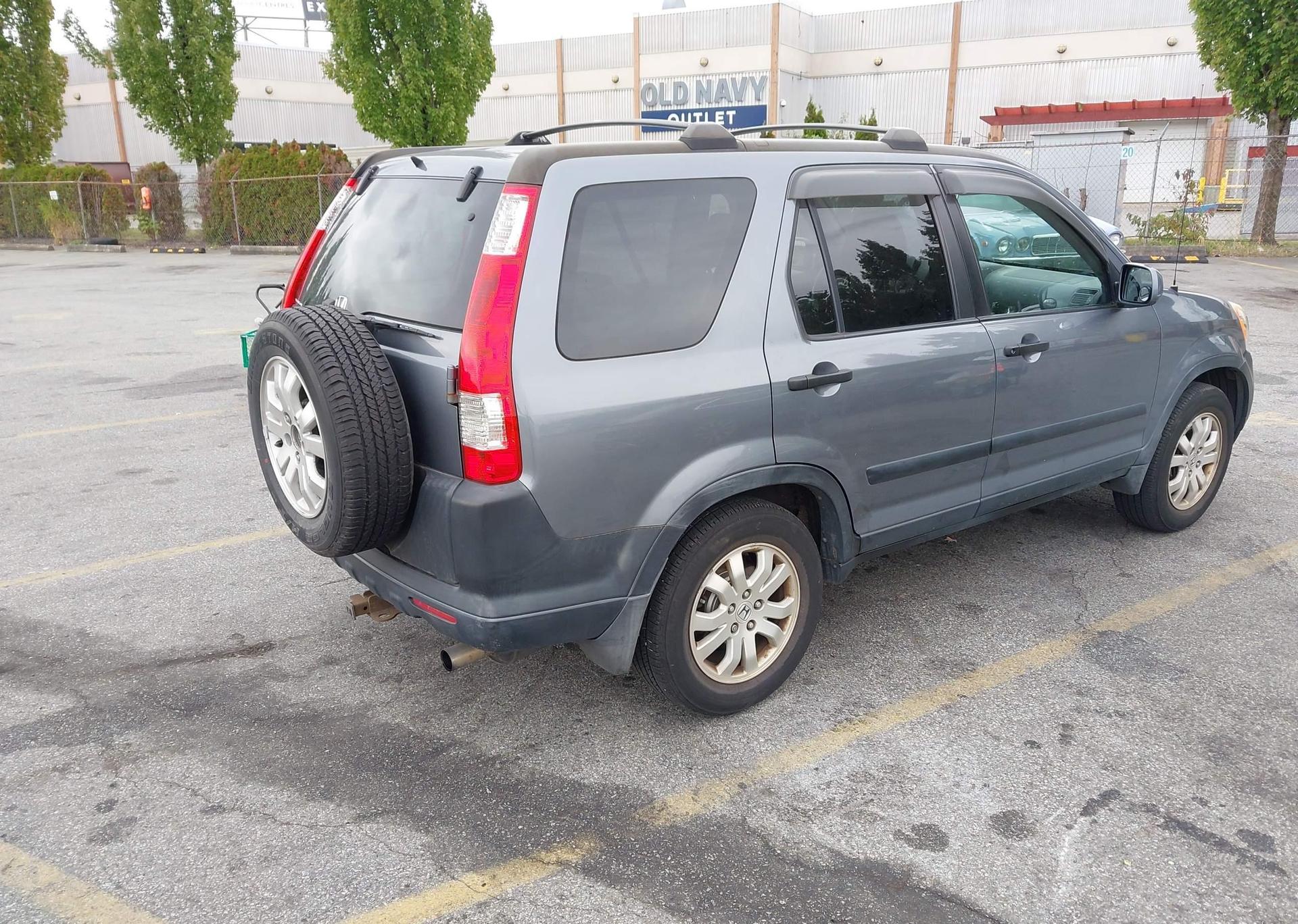 2005 HONDA CR-V