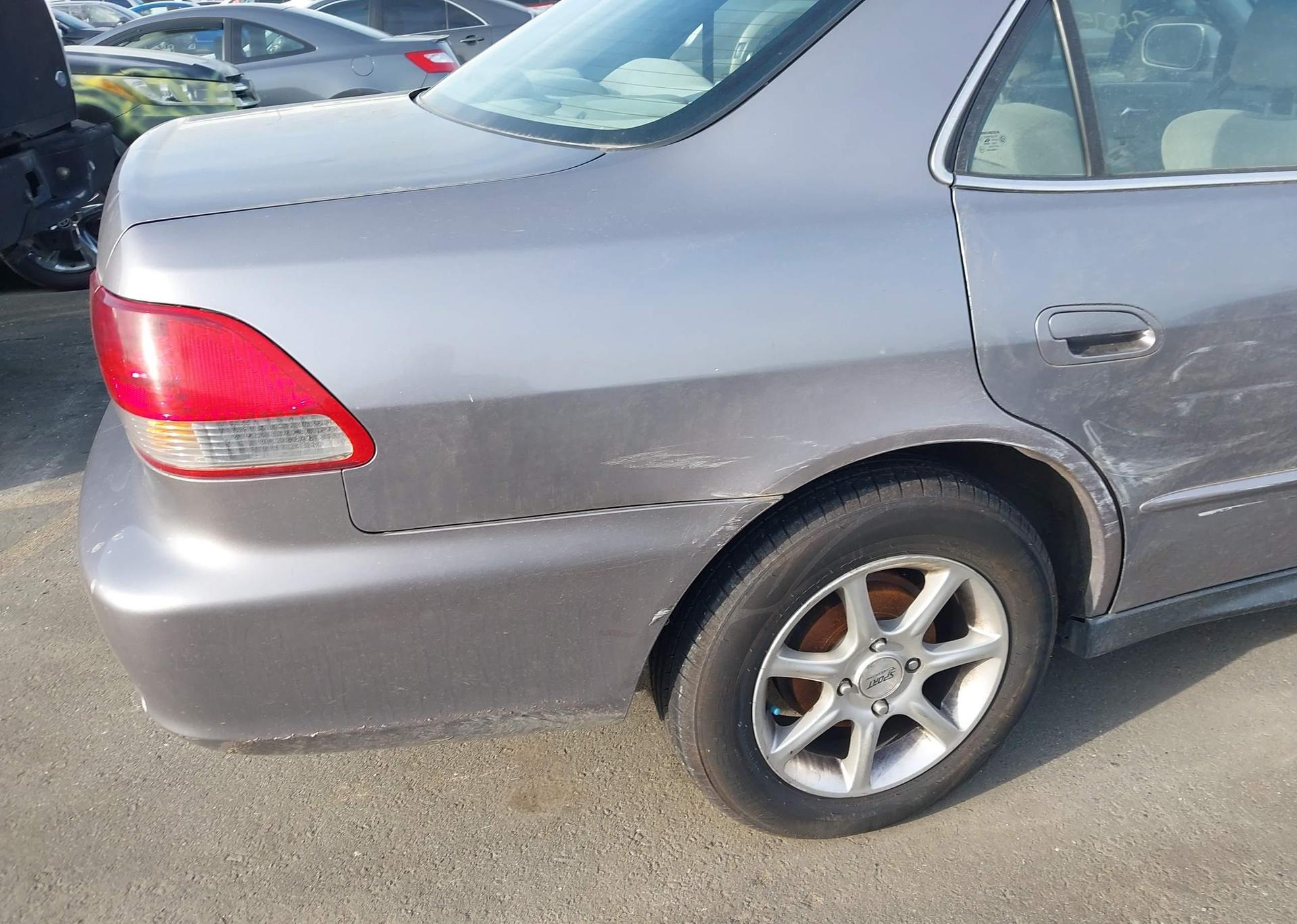 2001 HONDA ACCORD LX