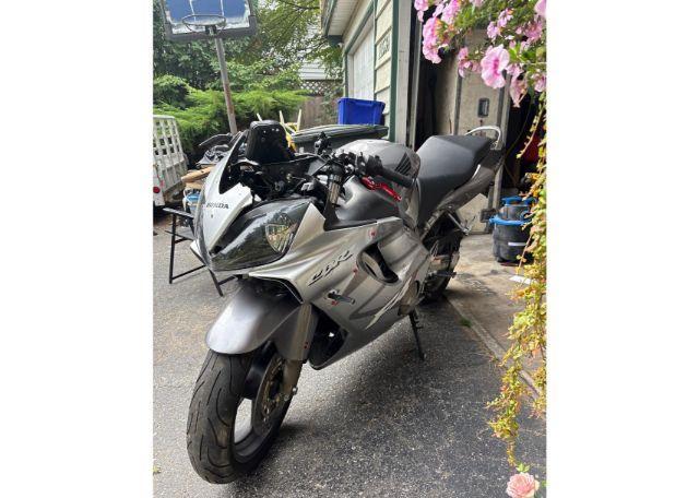 2005 HONDA CBR600 F4