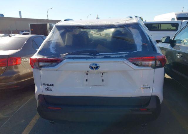 2020 TOYOTA RAV4 LE