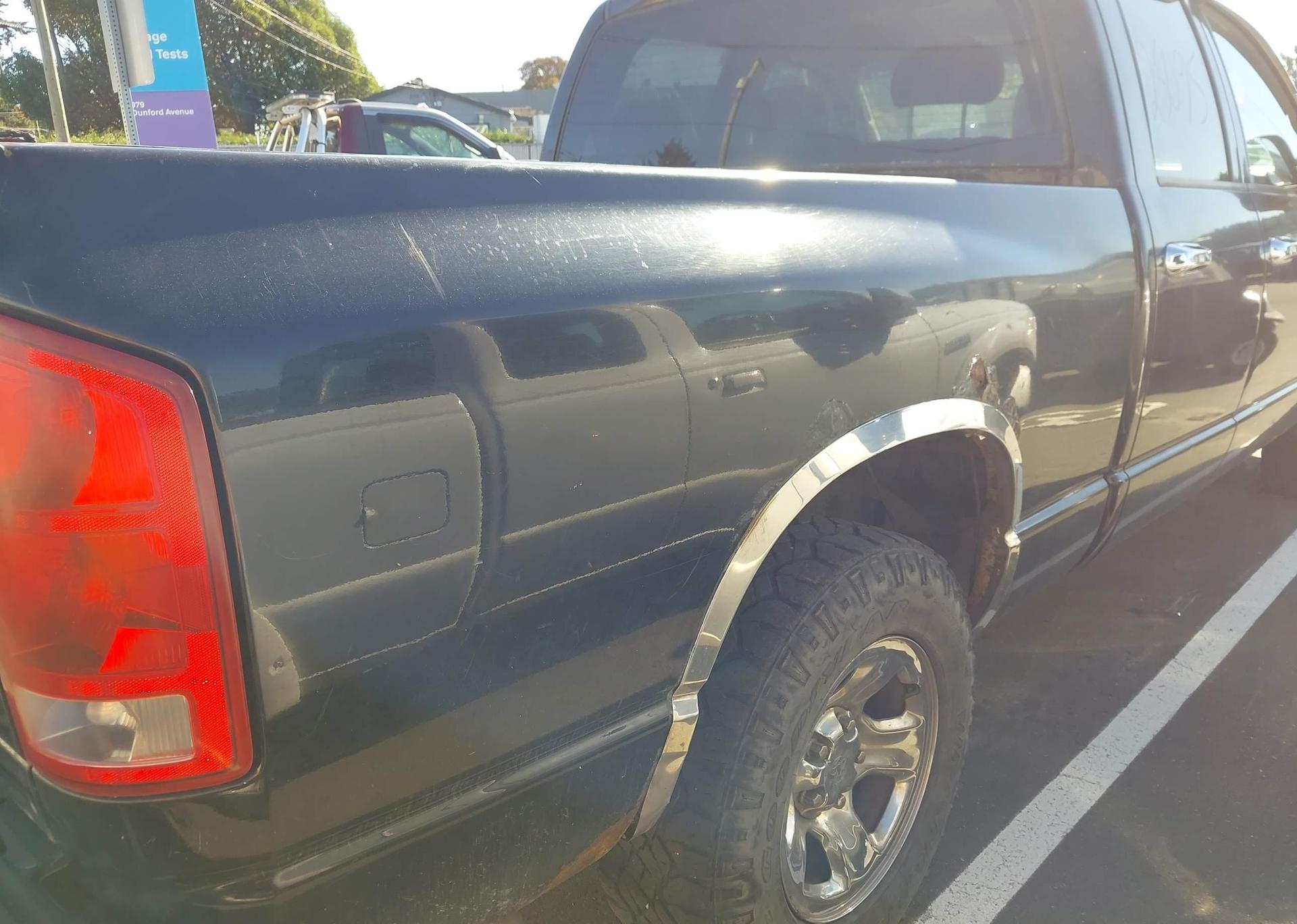 2005 DODGE RAM 1500 ST